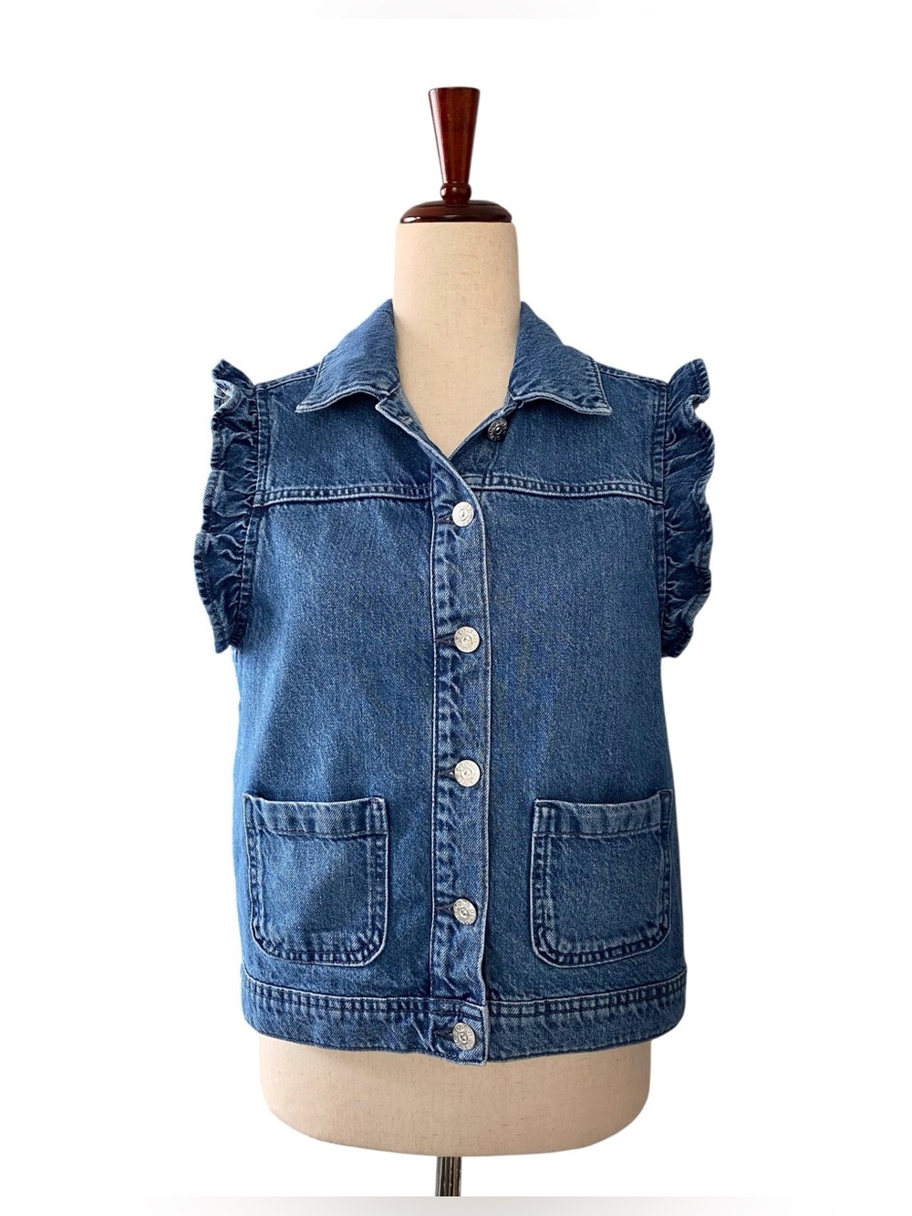 Boden Denim Vest Women’s Size 6 Mid Vintage Blue Ruffle Sleeveless Patch Pockets